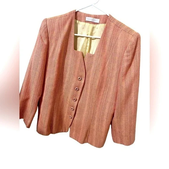 SAINT CLAIR SKIRT SUIT - Picture 4 of 12